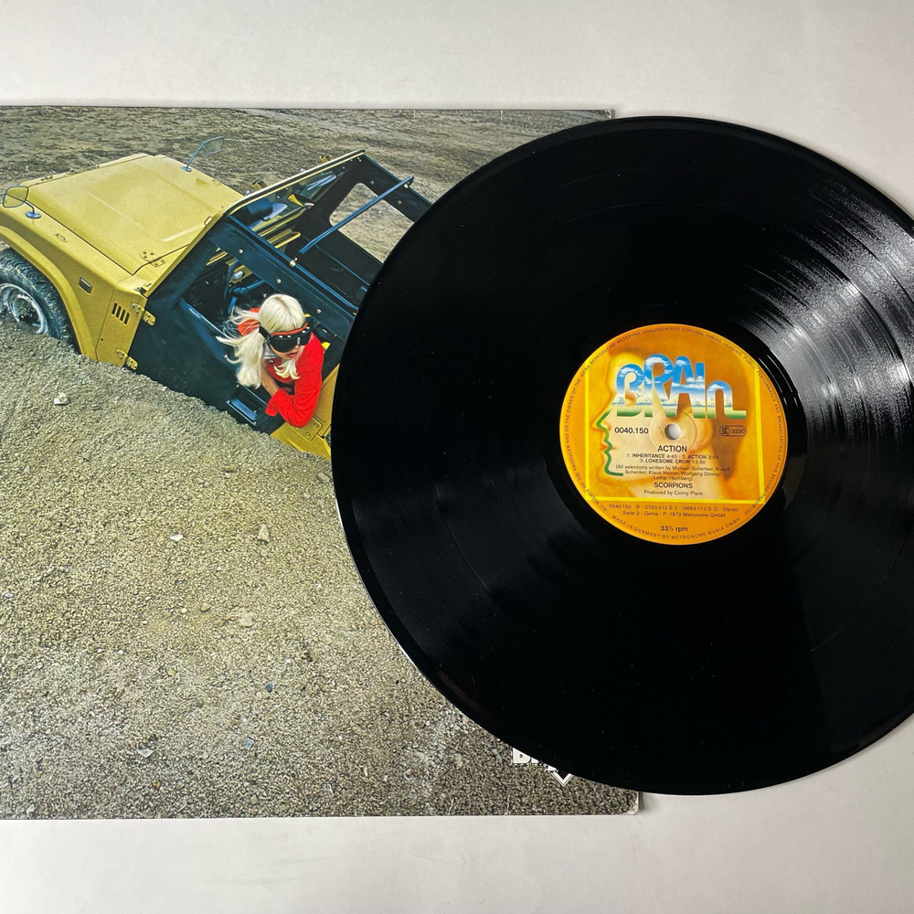 Винтажная виниловая пластинка LP Scorpions Action (Германия 1980)