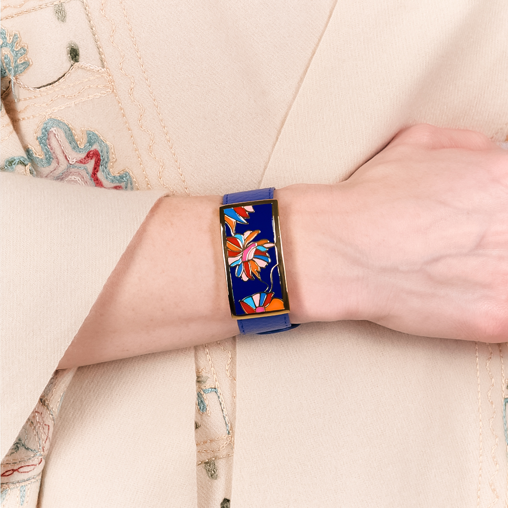 Браслет Fiore Luna на синем кожаном ремешке CB13599-7