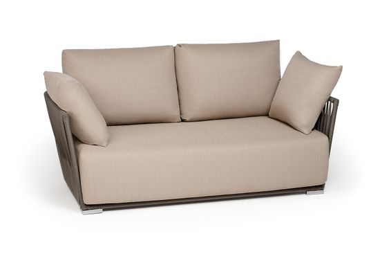 "Форли" диван 2-местный плетеный из роупа, каркас алюминий светло-серый (RAL7035) муар, роуп серо-коричневый 23мм, ткань Mossle бежевая