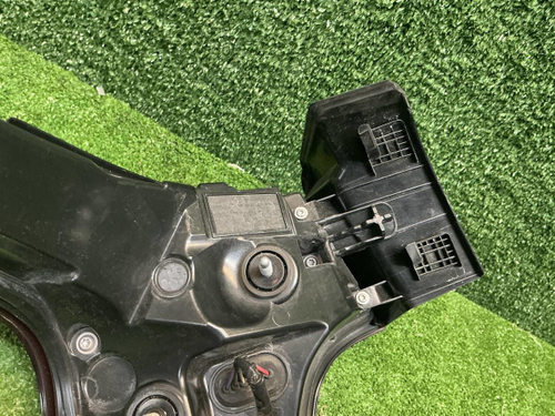 Фонарь правый внешний Hongqi H5 2 (2022-н.в.)