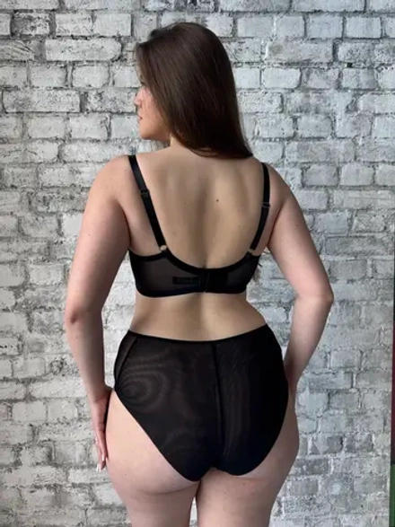 Бюстгальтер Egot планж мягкая чаша (черный)