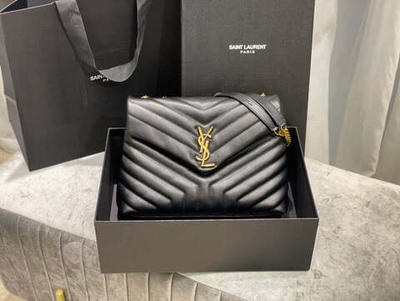 Yves Saint Laurent Loulou 32 cm