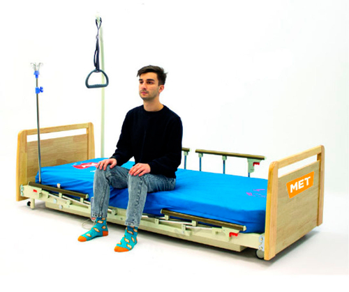 Электрическая кровать с опусканием ложа до уровня пола MET SILVIA