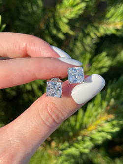 Серьги-гвоздики квадрат даймонд 8 мм