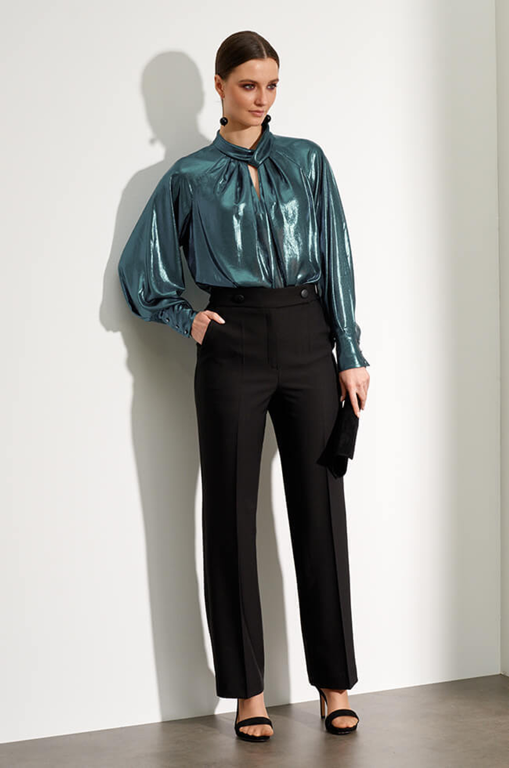 22763 Блузка женская (морская волна)