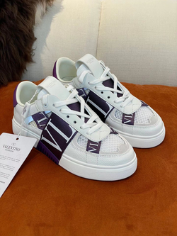 Кроссовки Valentino