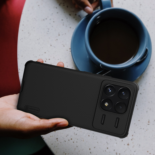 Усиленный противоударный чехол от Nillkin для Xiaomi Poco F6 Pro, серия Super Frosted Shield Pro
