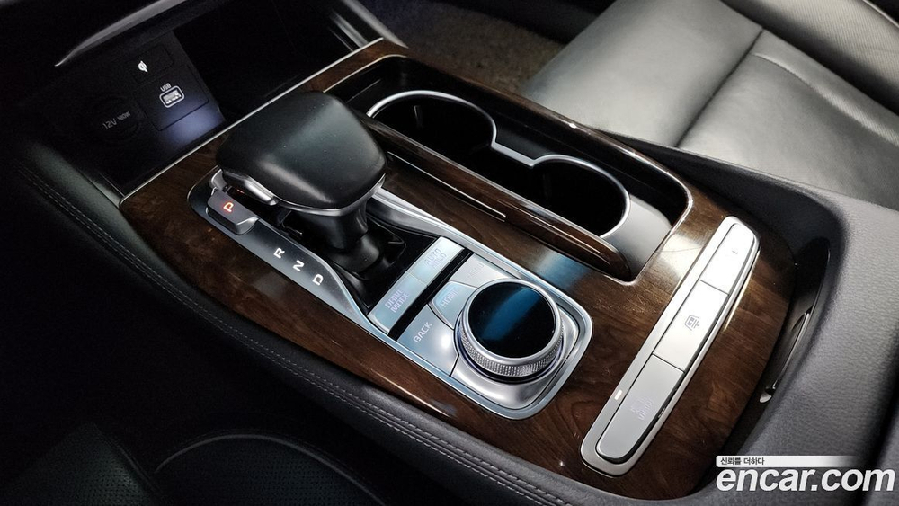 Kia The K9 (Quoris/K900) 3.8 GDI AWD (09.2019)