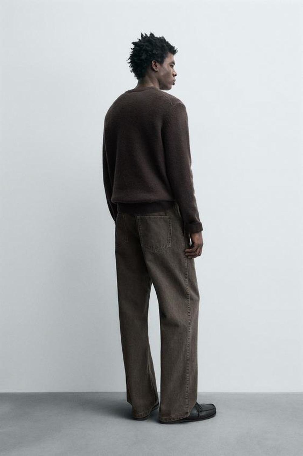 ZARA ДЖИНСЫ STRAIGHT FIT СО СКЛАДКАМИ, СЕРО-КОРИЧНЕВЫЙ