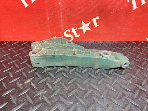 Кронштейн генератора