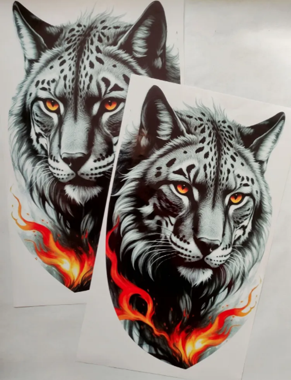 Наклейки Ком-т   на две стороны  21013-1  "Рысь (Пламя)" 16*9,5см