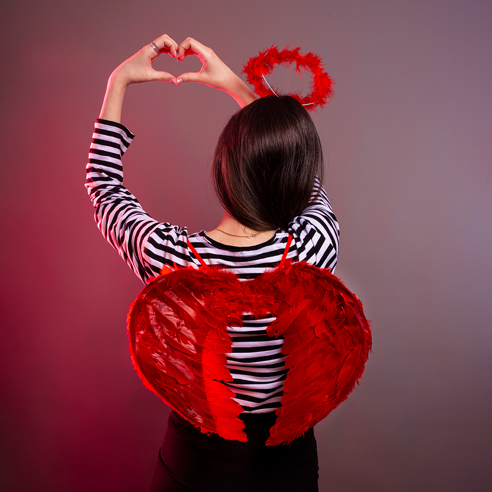 Крылья ангела в красном цвете, 40х55см