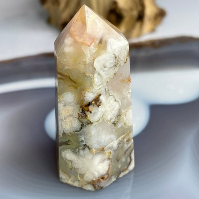 25307 * Агат Сакура кристалл 55-60мм Мадагаскар