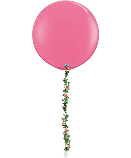 Большой шар с гирляндой из цветов