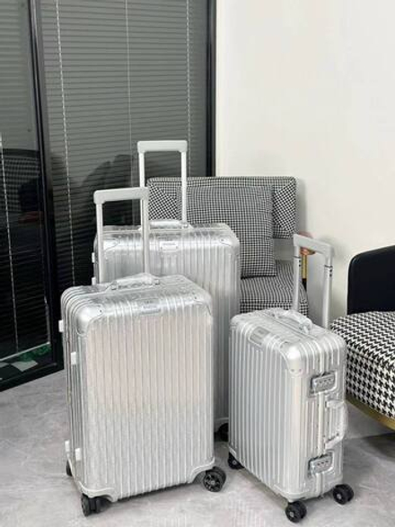 Чемодан Christian Dior M