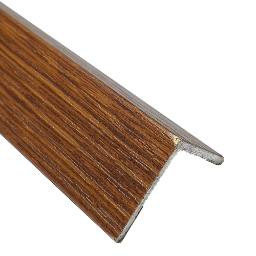 Угол 20*20мм "DO-4" 2,7м Орех миланский (39) ламинир. алюм.