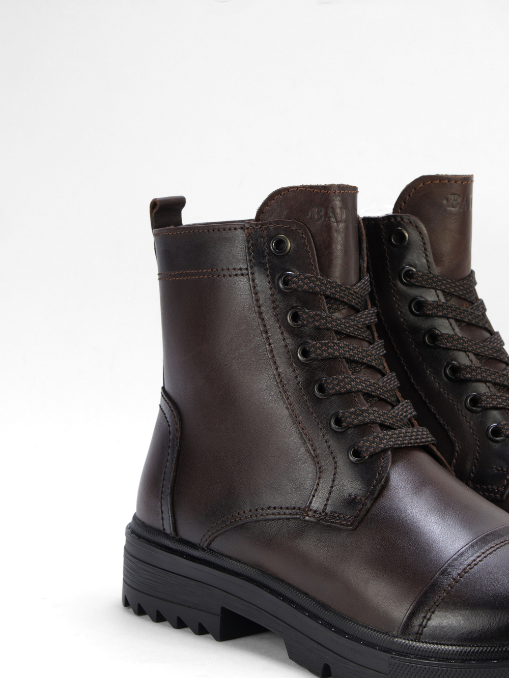 Ботинки мужские M0023-1R