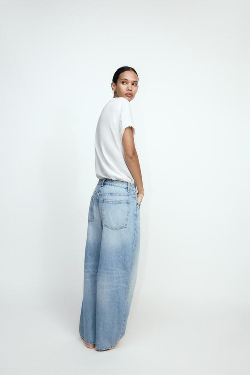 ZARA ДЖИНСЫ TRF BAGGY BALLOON СО СРЕДНЕЙ ПОСАДКОЙ, ГОЛУБОЙ