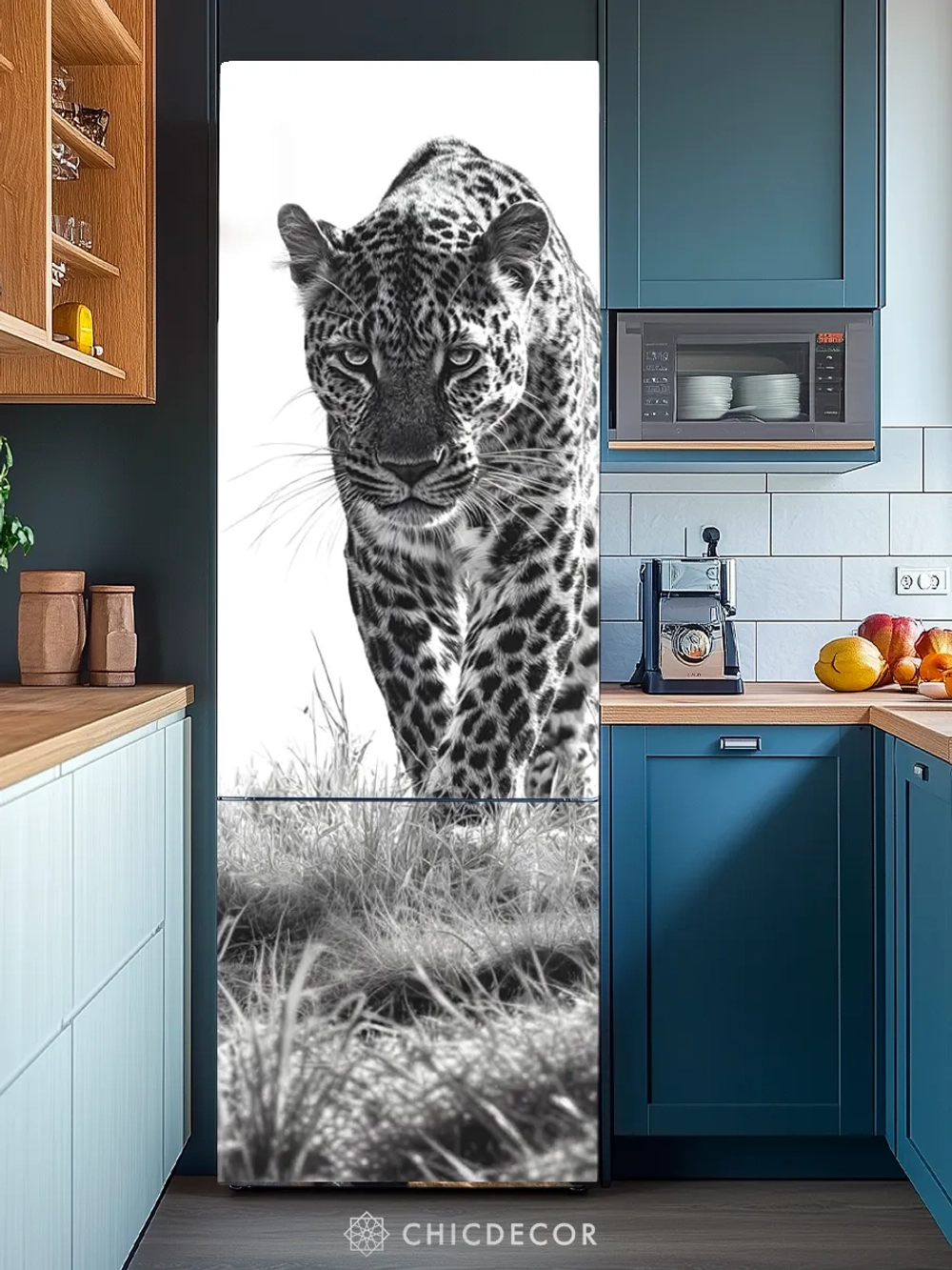 Большая наклейка на холодильник леопард