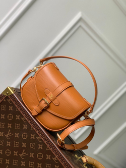 Louis Vuitton Saumur BB