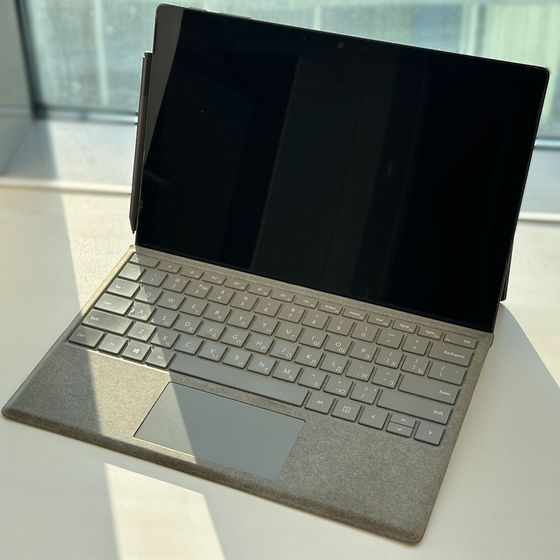 Планшет Surface Pro 7 i7 16/256GB + клавиатура Signature Alcantara + стилус Pen + чехол
