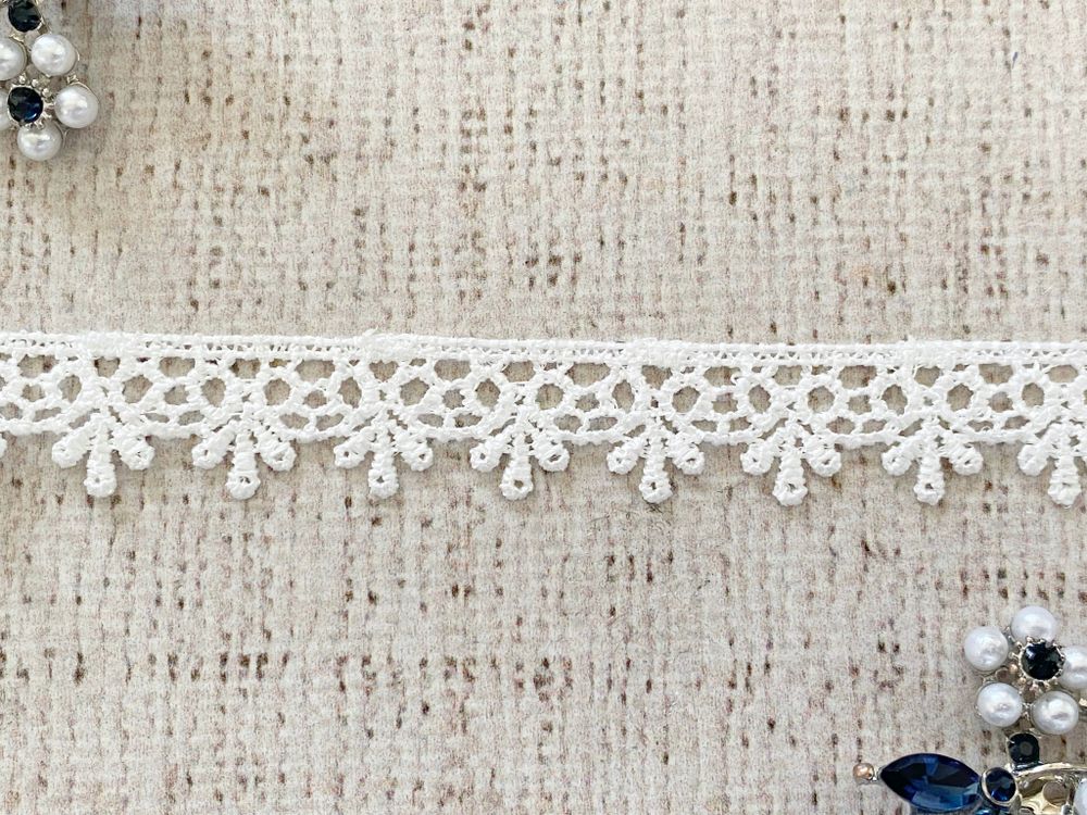 Кружево плетеное, ш. 1,5 см, белый