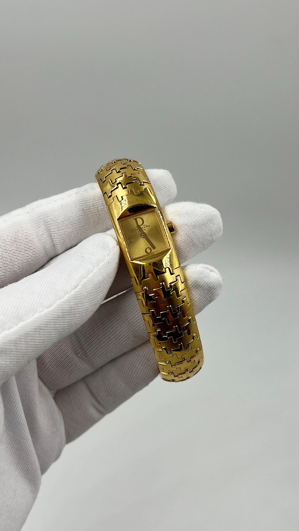 Часы Chr. Dior