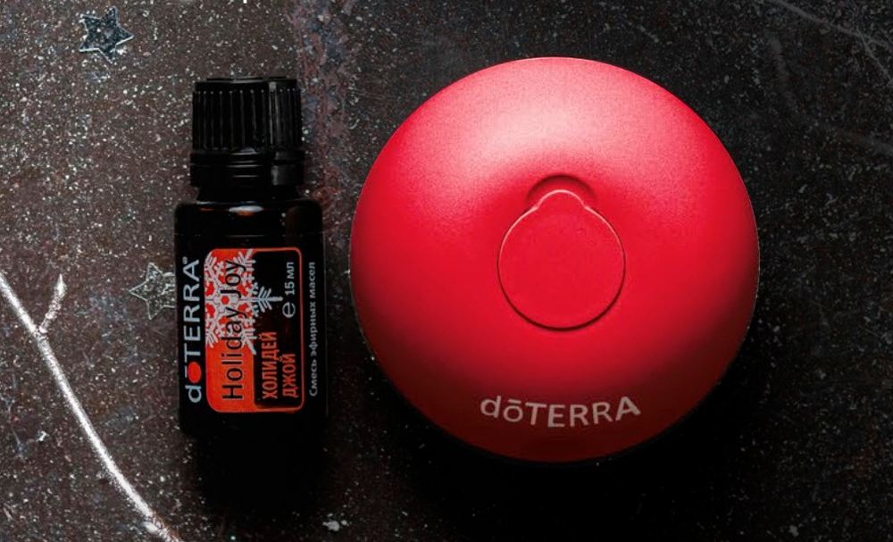 Набор doTERRA «Праздничный красный» портативный диффузор Bubble с датчиком движения и смесь «Холидей Джой» (15 мл)