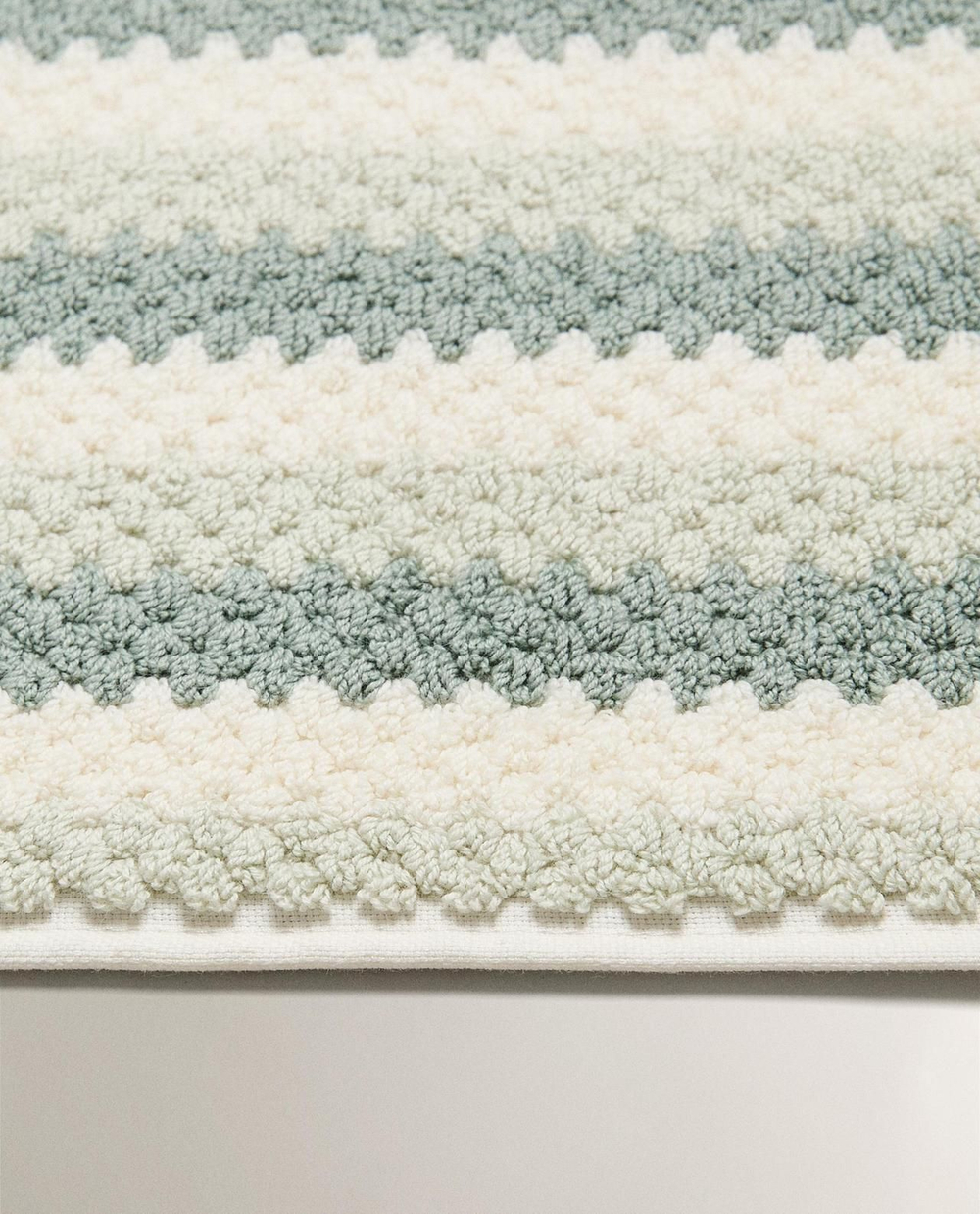 Zara Home - Жаккардовый коврик для ванной комнаты с геометрическим рисунком, синий, 50x80 см