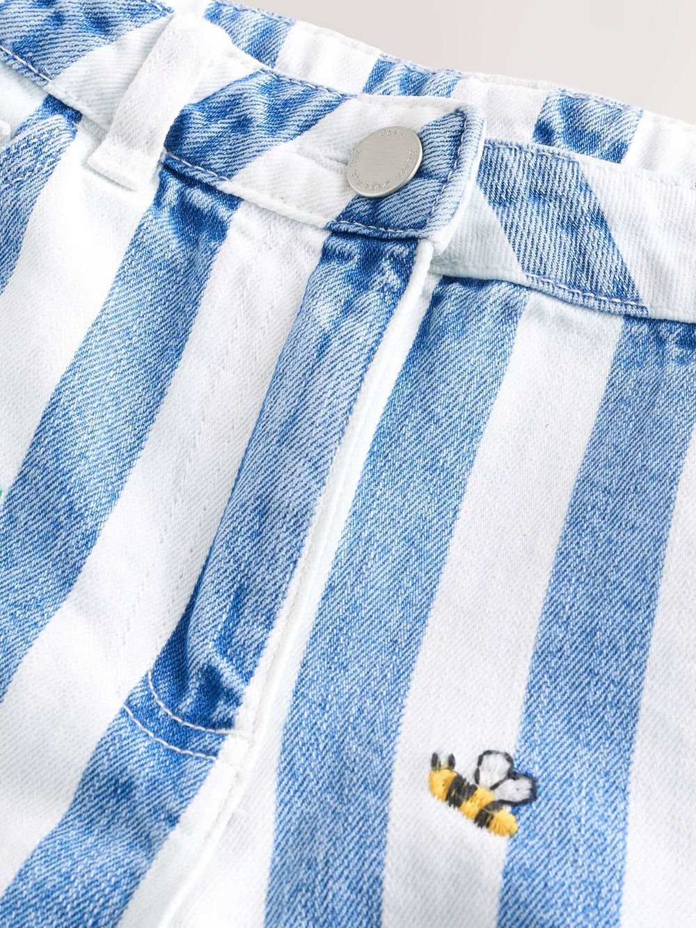 Шорты джинсовые с вышивкой для девочки Next E35-578, Синий, Белый