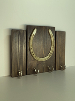 Ключница вешалка с подковой. 3-х секционная