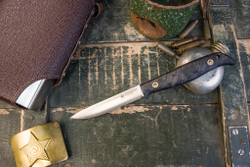 Клубный нож ТОВАРИЩ Elmax (Cryo) Satin Carbon Handle Leather Sheath