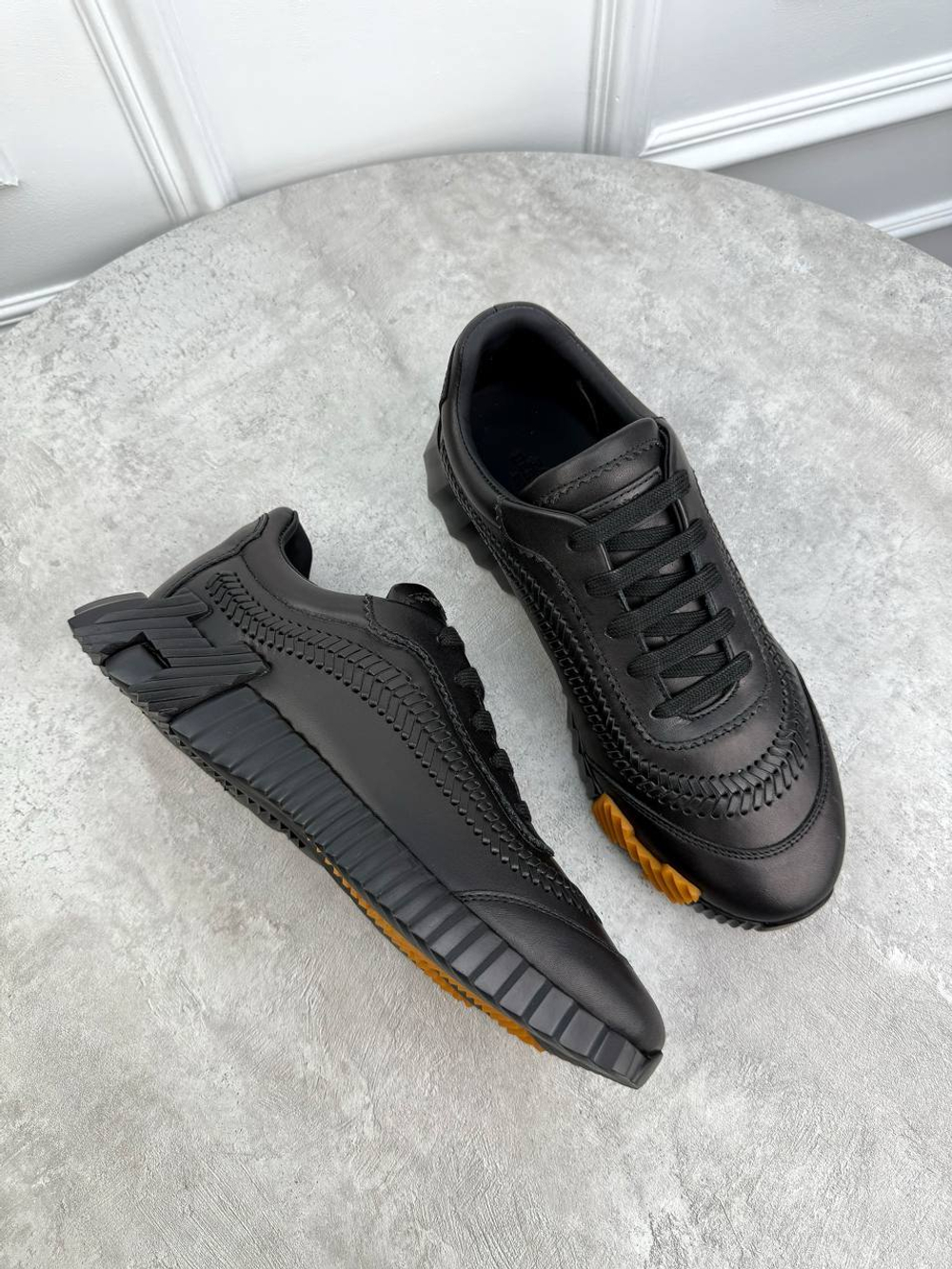 Кроссовки Hermes