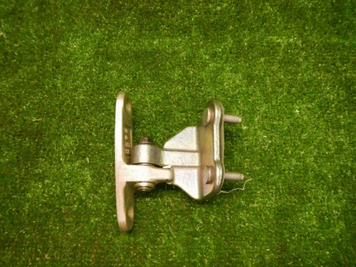 Петля двери задняя левая Mercedes C w204 (2008-2015)