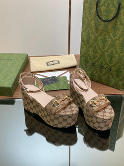 Gucci Horsebit Flatform Sandal
