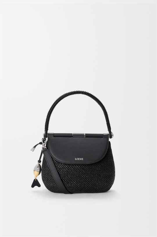 Loewe Средняя сумка Pescador из рафии и телячьей кожи, черный