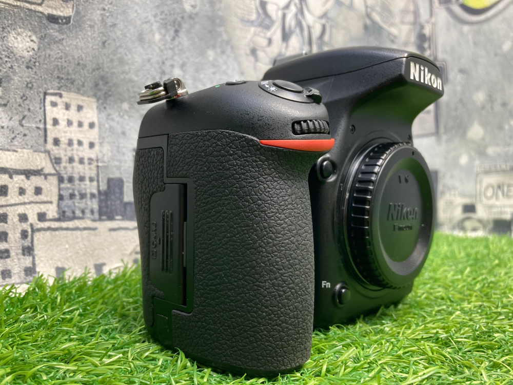 Nikon D750 281.000 кадров