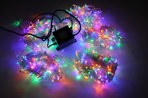 LED-PLS-200*5-20M*5-24V-M/C-F(W) (20) 5 нит., мульти c F(W) на прозр. пров. с 230V/24V/80W трансф