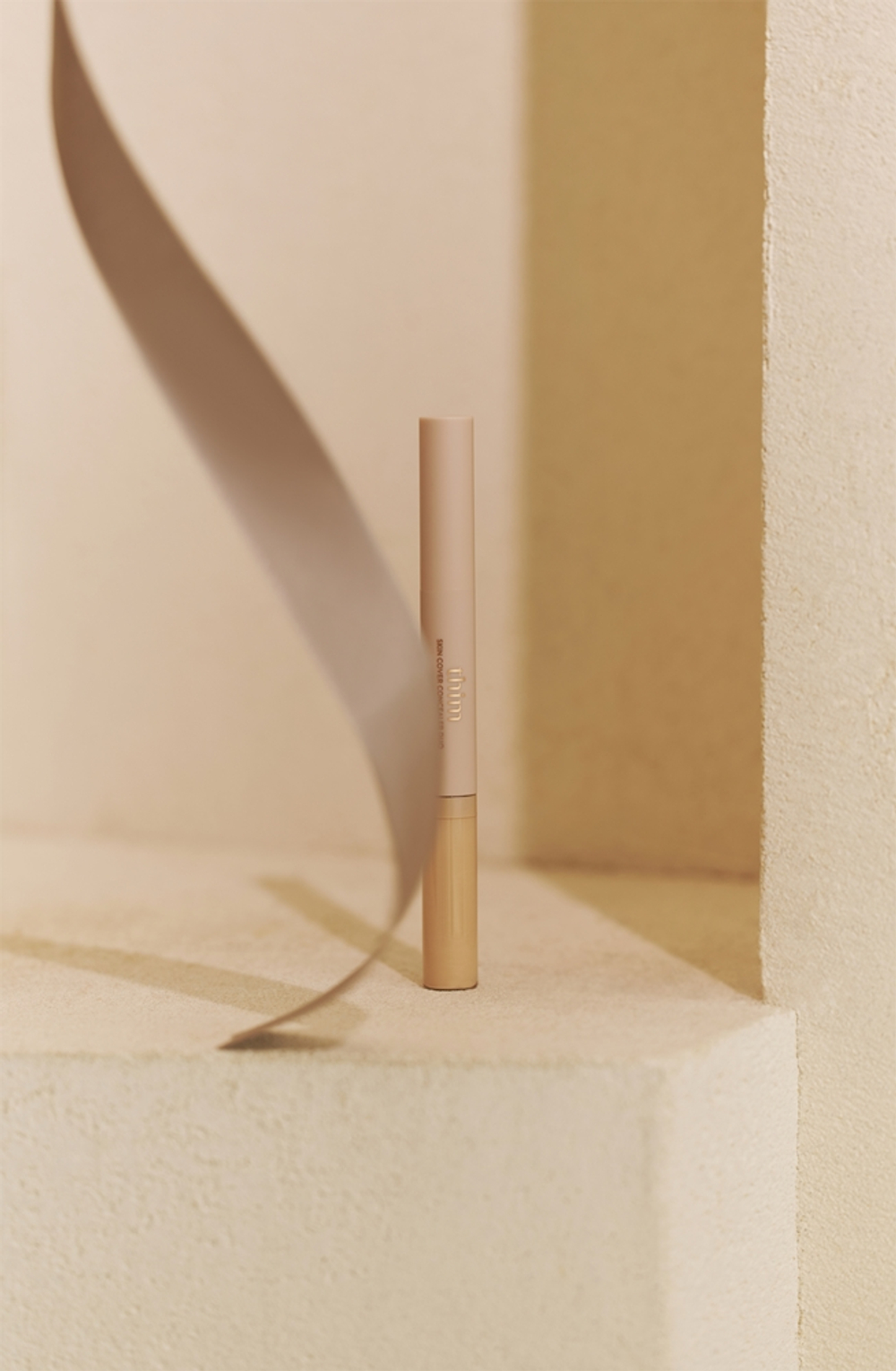 thim Skin Cover Concealer Duo - Двусторонний корректор, скрывающий и уменьшающий несовершенства оттенок 03 Sand, 6 g