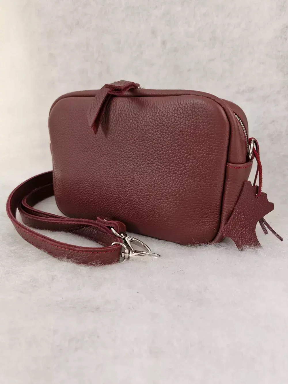 Сумка из натуральной кожи кросс боди