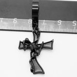 Серьга кольцо ( 1 шт) "Скелет на кресте" для пирсинга уха. Медицинская сталь, титановое покрытие.