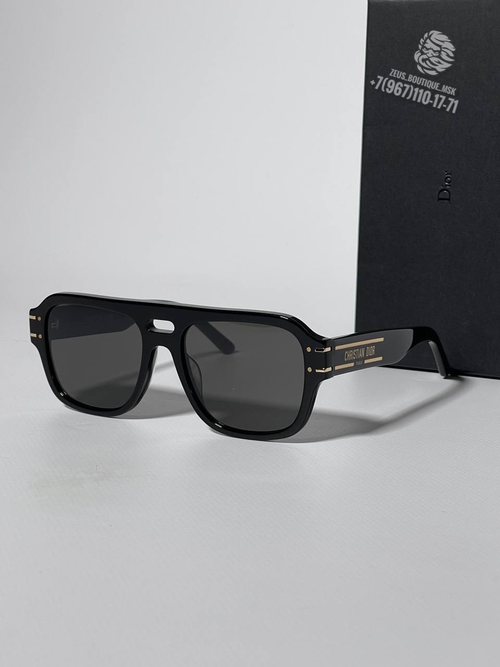 Солнечные очки Christian Dior