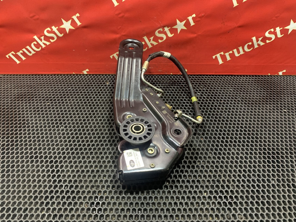 Замок кабины 2023 год.