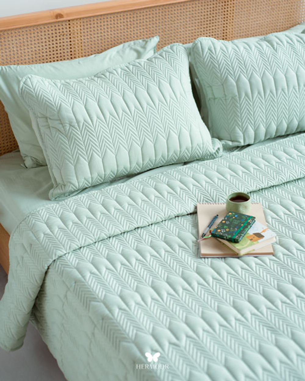 Комплект стеганного покрывала и 2 наволочек Kaj Coral Hermodr 130220283 Иран