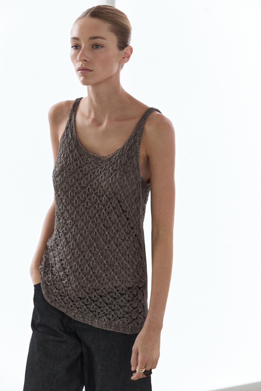 Massimo Dutti Топ на бретелях из сетки с блестящей нитью, хаки