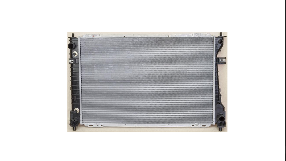 Радиатор охлаждения Ford Escape 2