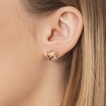 Серьги-пусеты «Загадочность» из комбинированного золота с эмалью