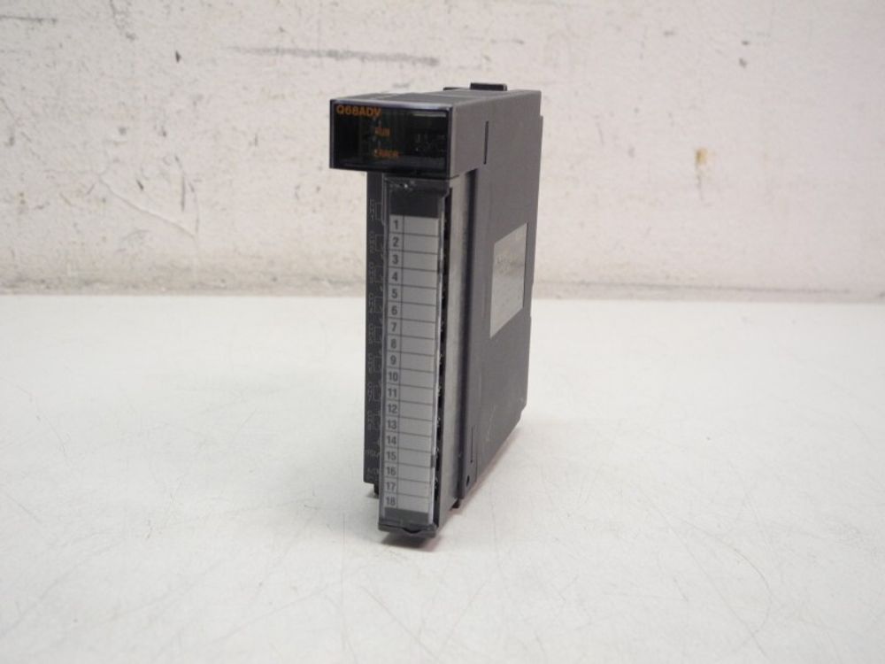 Mitsubishi Q68ADV 15VDC 30mA