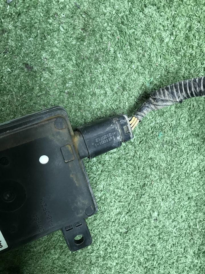 Датчик слепых зон Hyundai Sonata 8 DN8 (19-23)