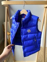 Пуховой жилет Moncler, 104